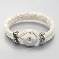 White Leather Single Chunk Charm Bracelet. For Snap Button Chunk Charms.